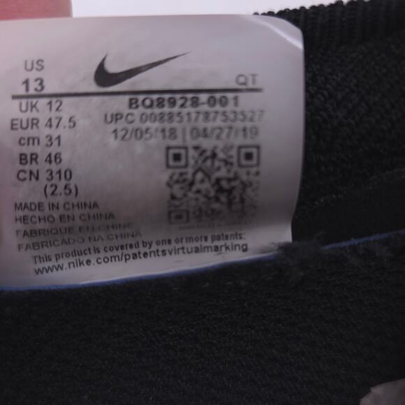 Nike Epic React Flyknit 2 Athletic Shoe Mens Size 13 BQ8928-001 Black Gray - Picture 10 of 10